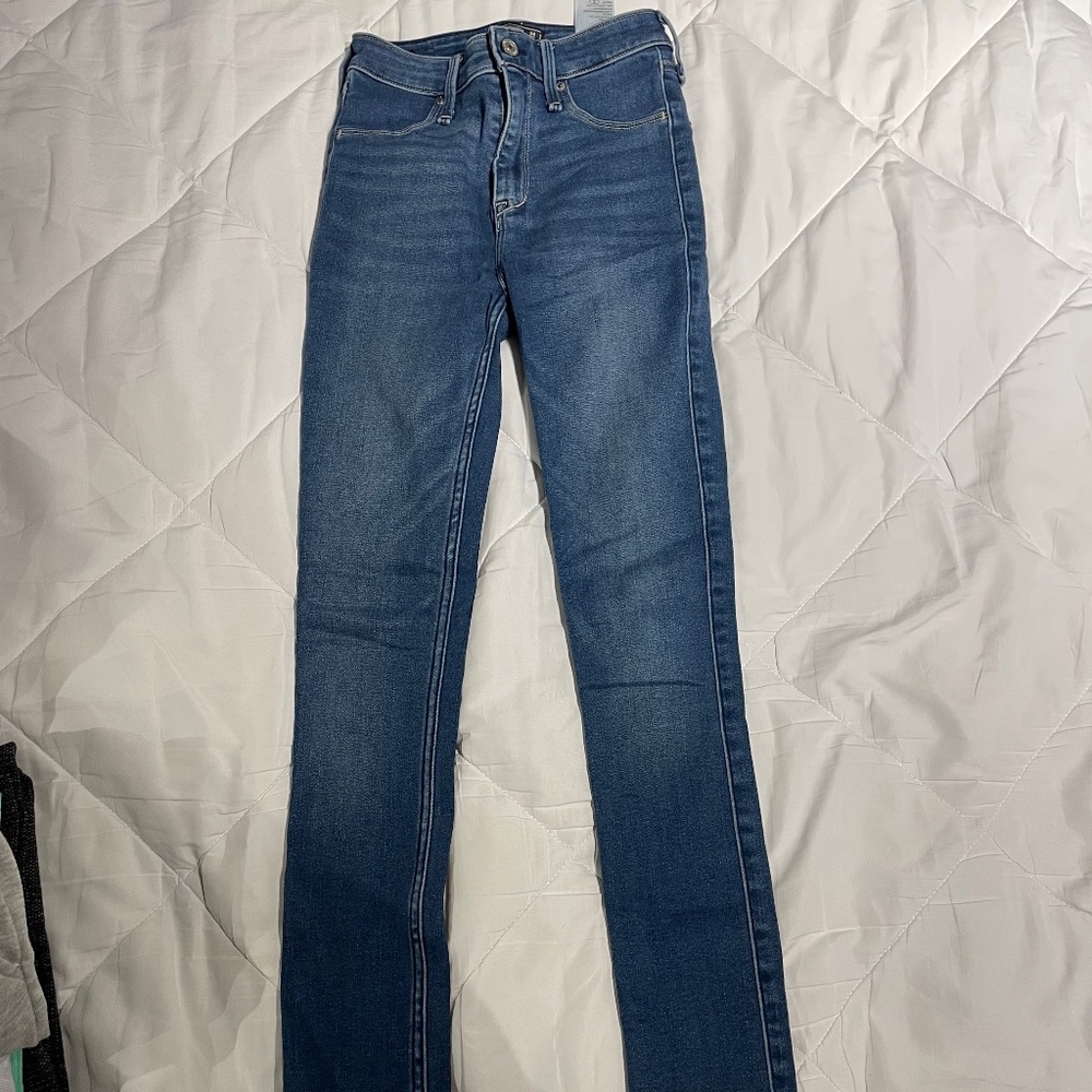 Abercrombie & Fitch Simone High Rise Jean Legging